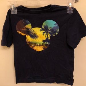 Disney kid’s shirt tropical Mickey small